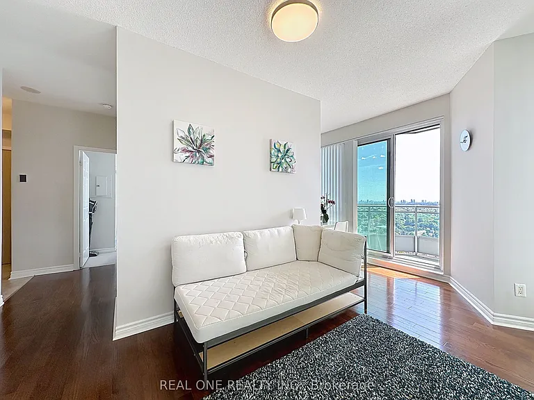 18 Holmes Ave #2205 — Photo 5