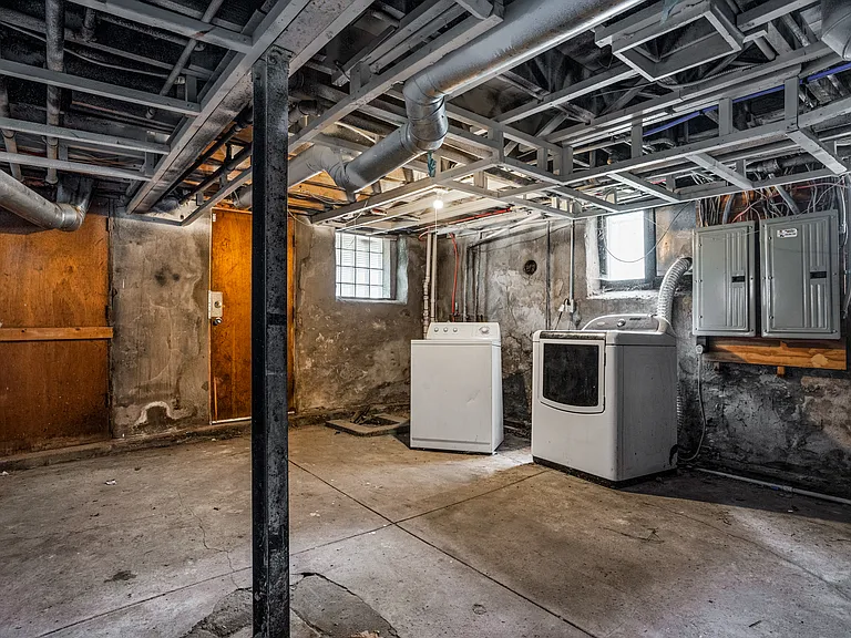 6026-28 Pershing Ave #6028 — Photo 34