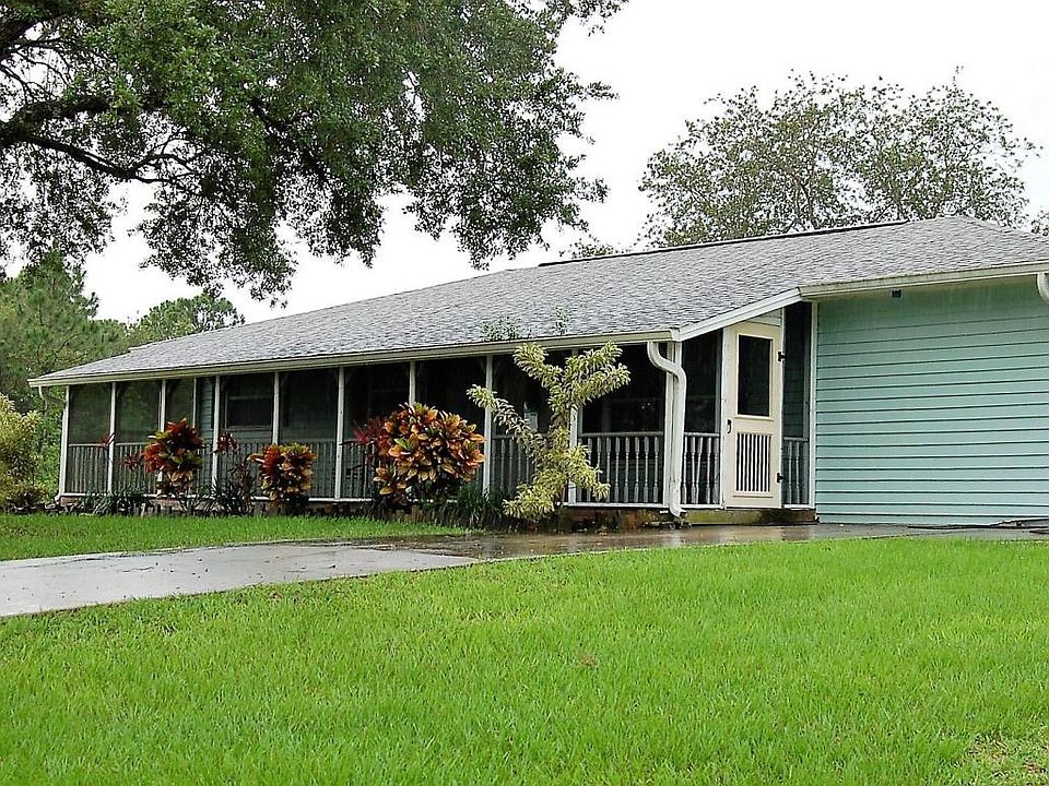 2nd image of 2598 Eldron Blvd SE