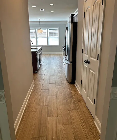 Entry from dining room to kitchen