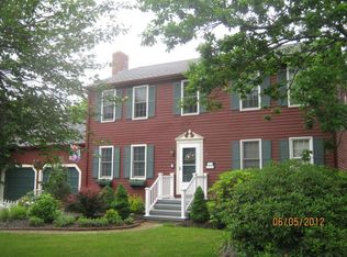 20 Waterview Dr, Medway, MA 02053