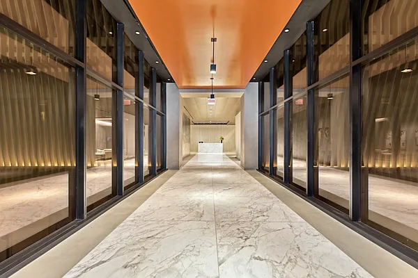 Rented by R New York | media 35