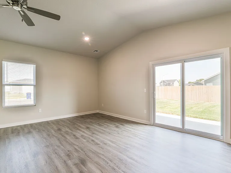 9212 E Hurst St — Photo 19