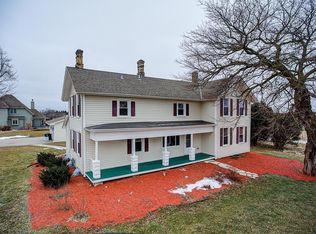 N64W13255 Mill Rd, Menomonee Falls, WI 53051