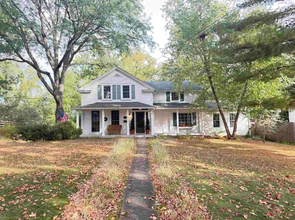 1520 W Stephenson St, Freeport, IL 61032