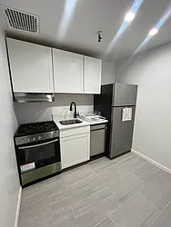 Rented by Green Line Realty