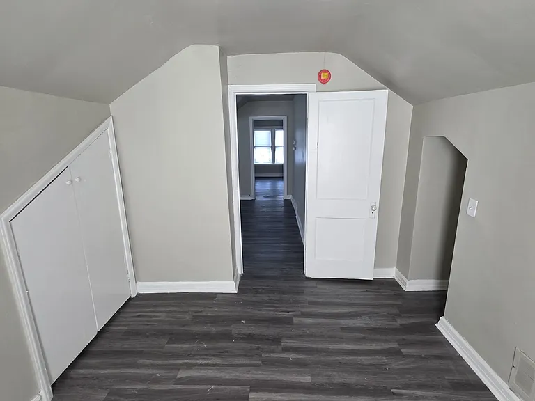 15448 Log Cabin St — Photo 4