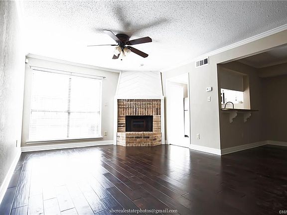 4th image of 3100 Fairfield Ave Unit 7D