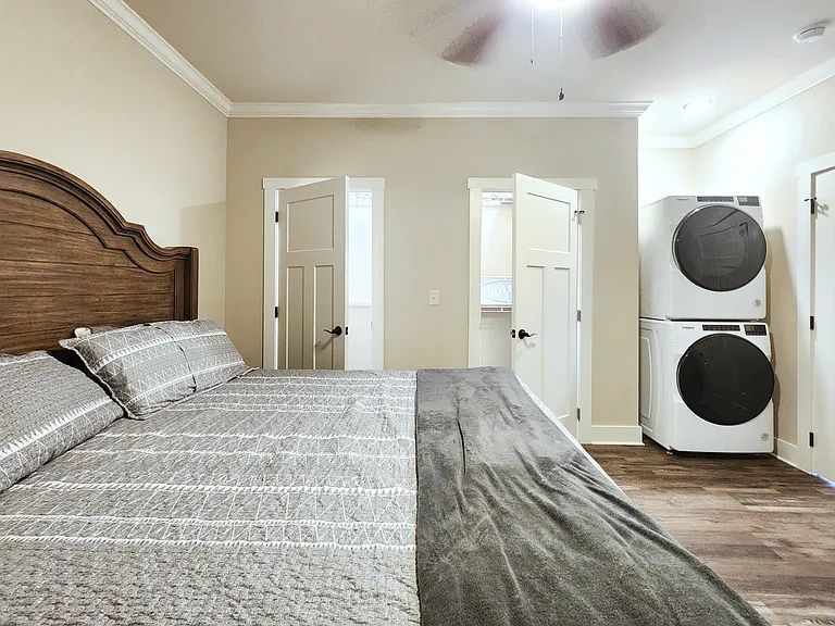 250 Horn Ln #1 — Photo 7