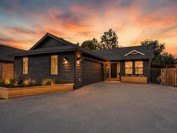 2681 NE Moonlight Dr, Bend, OR 97701