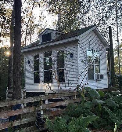 3rd image of 28172 Evelyn Dr