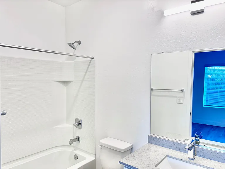 3232 N 37th St #110 — Photo 19