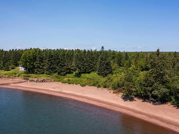 2672 Castle Cv, Two Harbors, MN 55616