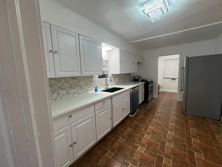 725 Eubanks — Photo 5