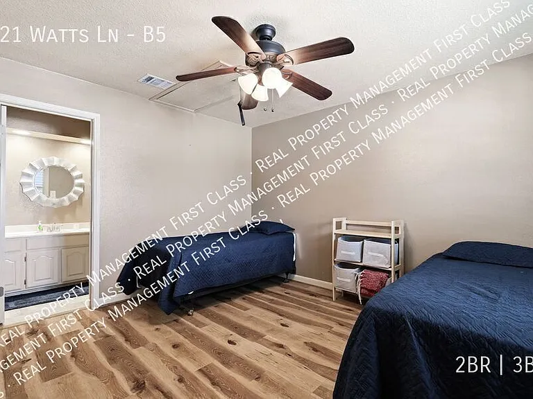 421 Watts Ln #B5 — Photo 14