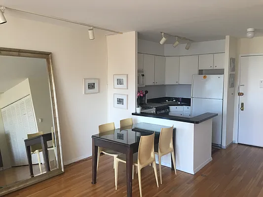 Rented by Apt 168 Inc | media 35