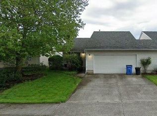 16403 NE 8th St APT B, Vancouver, WA 98684
