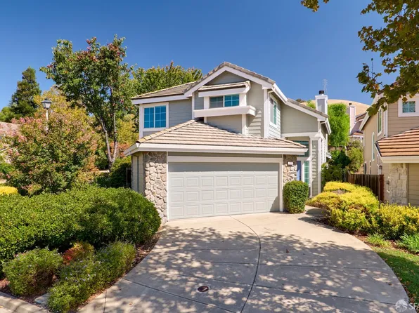 1001 Feather Cir, Clayton, CA 94517