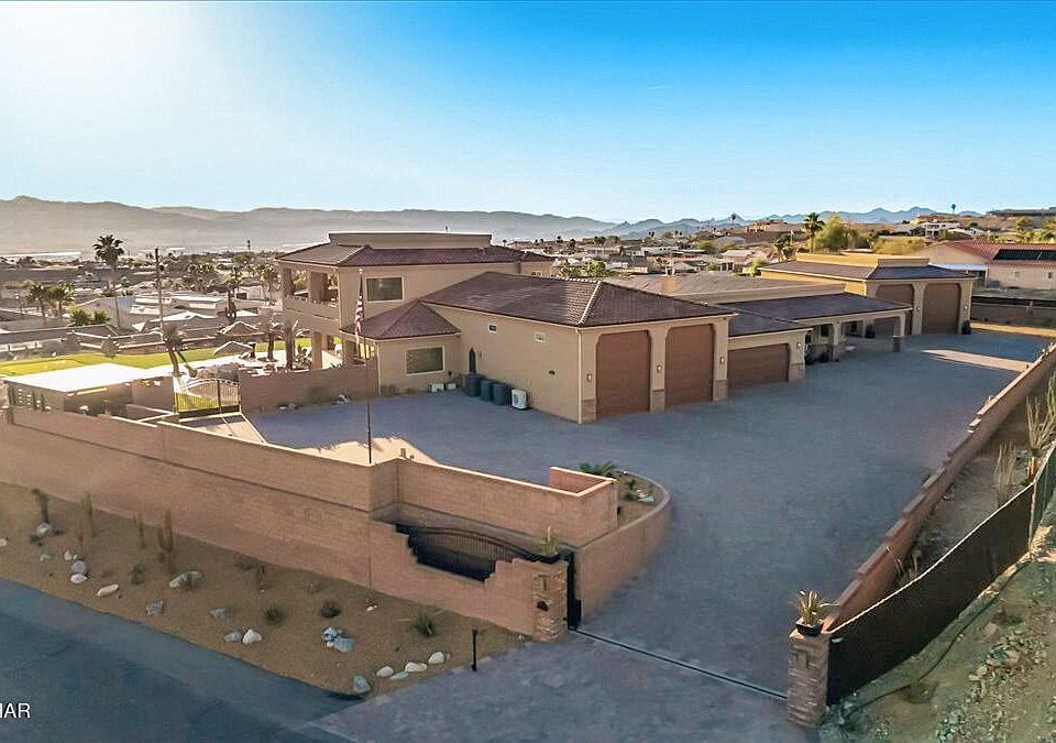 1st image of 3951 Powderhorn Dr