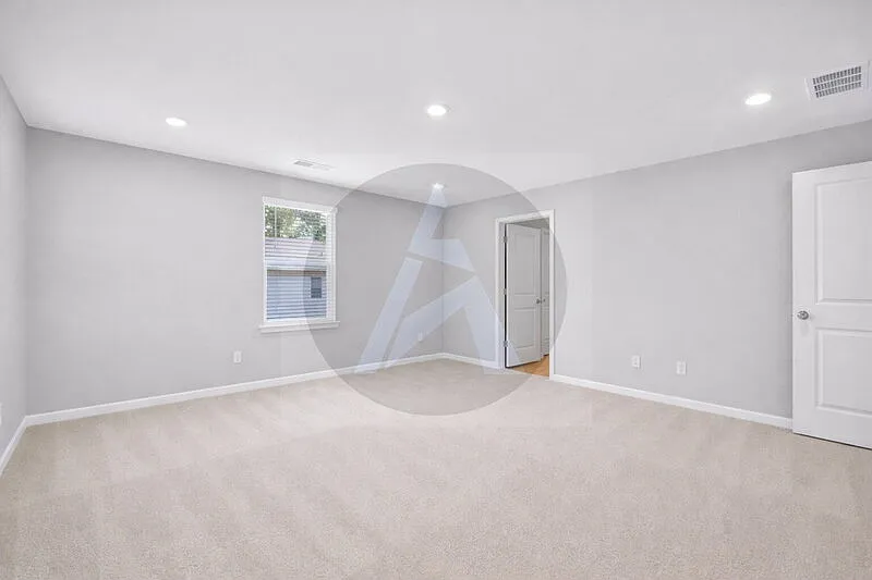 Building Photo - 1420 Hunter Trl