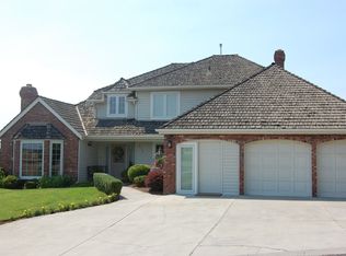214 N 72nd Ave, Yakima, WA 98908