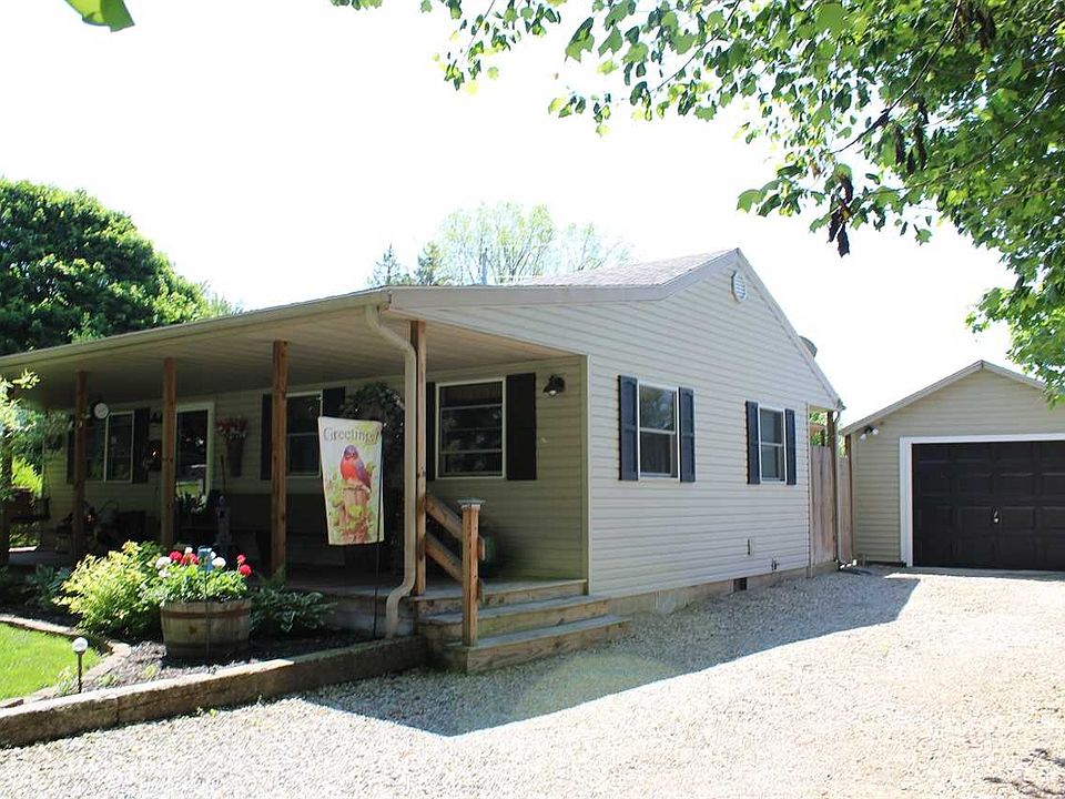 1st image of 127 Pickett Ave