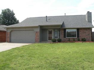 6820 Elk Canyon Rd, Oklahoma City, OK 73162