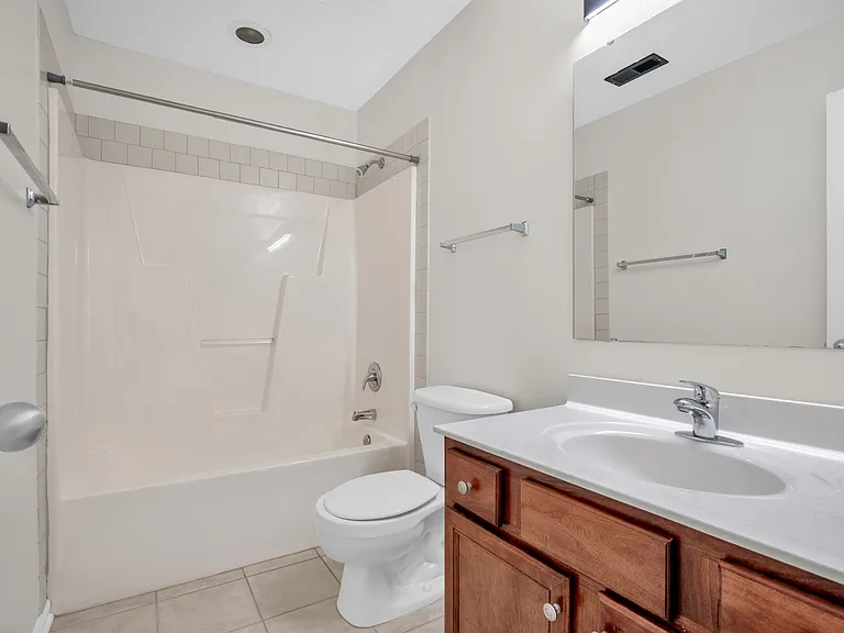 5020 Windflower Dr — Photo 28