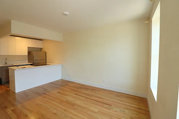 Rented by David Francis New York LLC | media 31