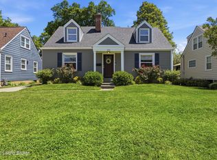 233 Monohan Dr, Saint Matthews, KY 40207