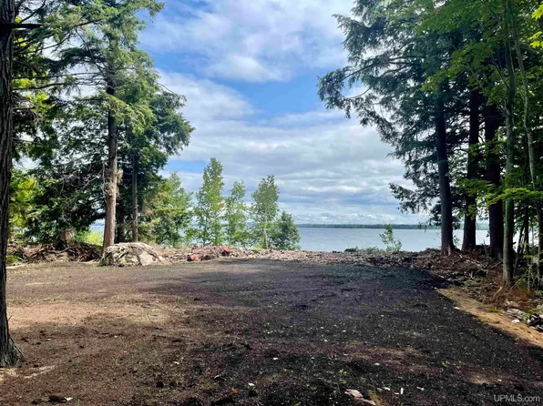 E3447 Shelter Bay Rd, Au Train, MI 49806