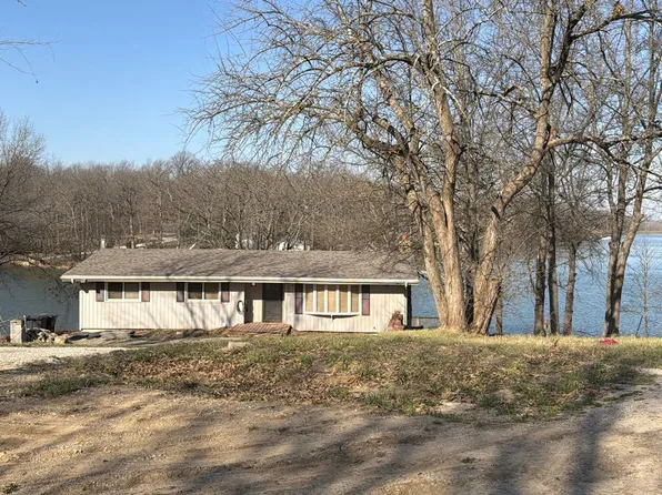 1334 Lakeview N, Lake Lafayette, MO 64076