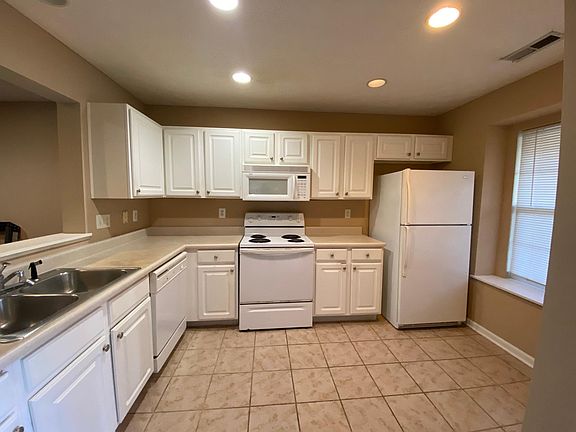 4th image of 4132 Spanish Bay Dr