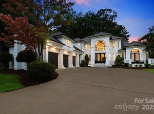 1337 Whispering Oaks Cir, Matthews, NC 28104