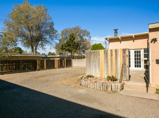 1009 Alvarado Dr SE, Albuquerque, NM 87108