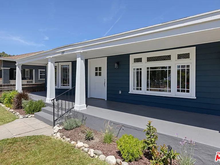 137 E Avenue 43 — Photo 2
