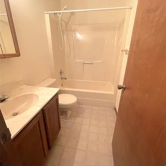 301 Brian Dr — Photo 12