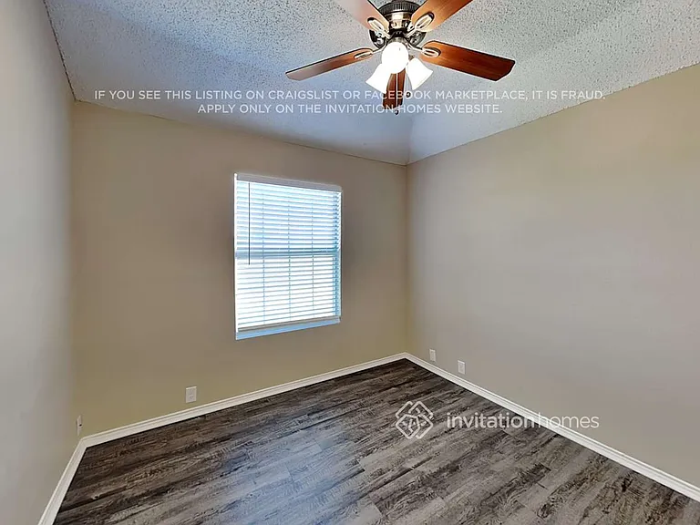 1700 Lansdale Dr — Photo 17