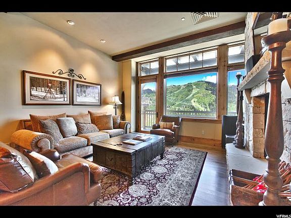 4th image of 8902 N Empire Club Dr #603