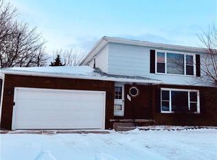 79 Sandy Ln, Cheektowaga, NY