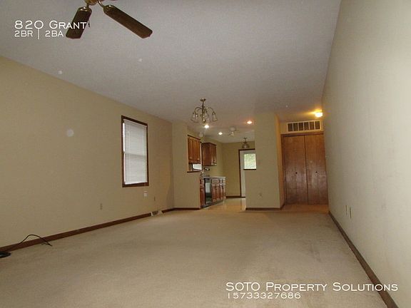 3rd image of 820 & 822 Grant St