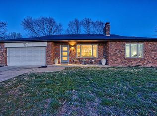 5918 Crane Cir, Saint Louis, MO 63109