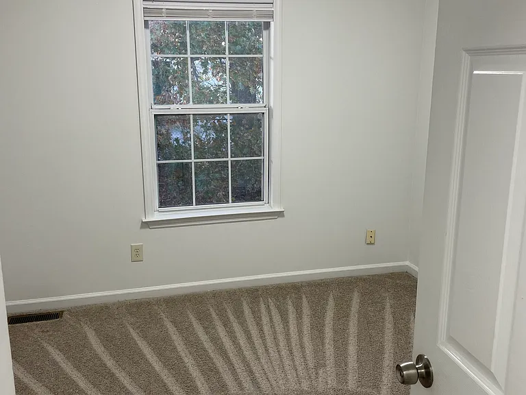 1000 Cody Dr — Photo 7