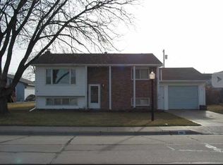 1710 Lincoln Ave, Cozad, NE 69130