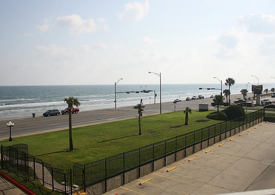 1st image of 6300 Seawall Blvd Unit 6301