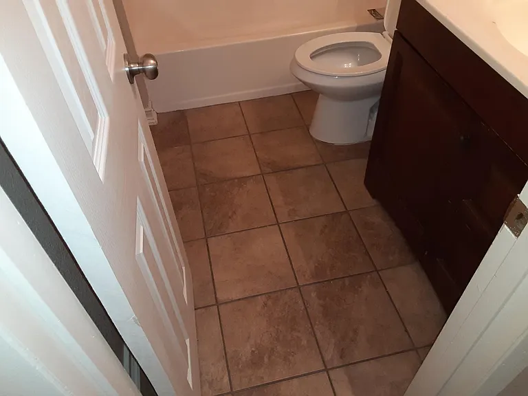 204 S Rosanah St — Photo 13