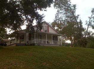 10735 Caneyville Rd, Morgantown, KY 42261