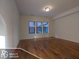 2207 W Eastwood Ave #2, Chicago, IL 60625