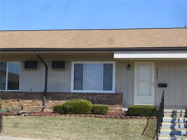 1st image of 25236 Potomac Dr
