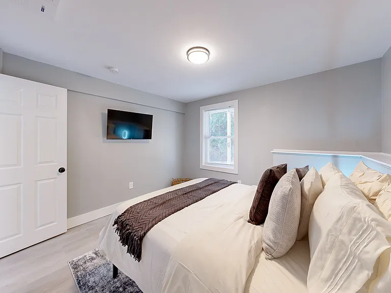 44 Hall St #0 — Photo 17